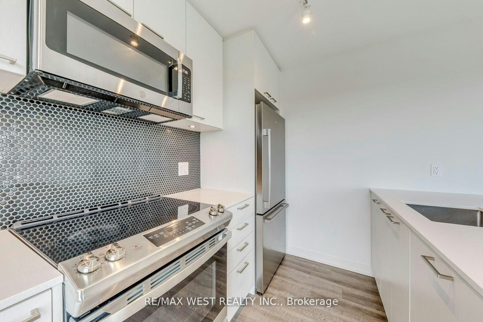 910-1808 St Clair Avenue W, Toronto, ON, M6N 0C1 - 20