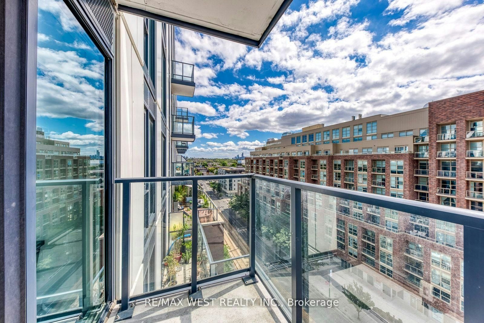 910-1808 St Clair Avenue W, Toronto, ON, M6N 0C1 - 34