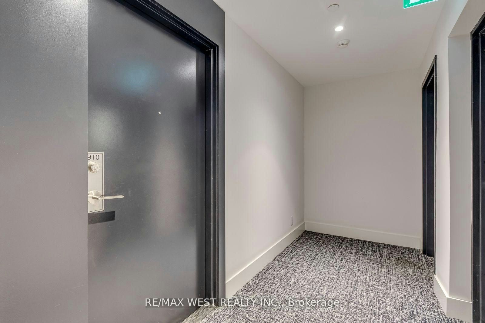 910-1808 St Clair Avenue W, Toronto, ON, M6N 0C1 - 6