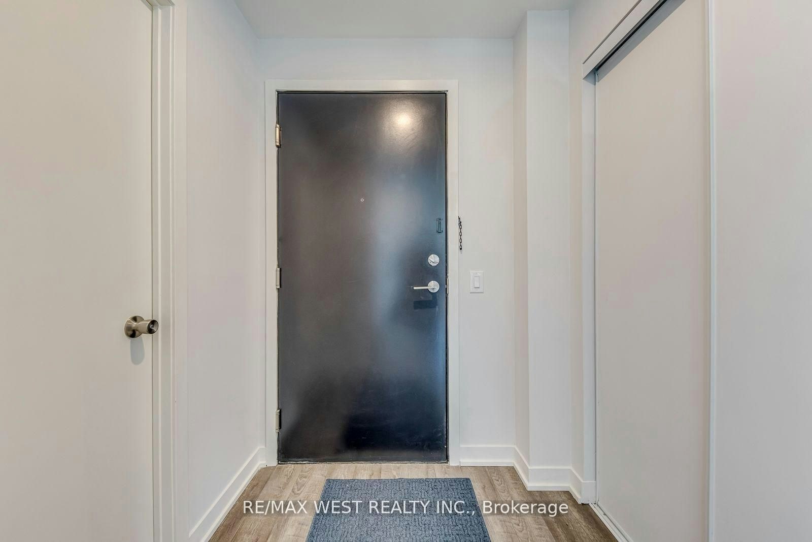 910-1808 St Clair Avenue W, Toronto, ON, M6N 0C1 - 7
