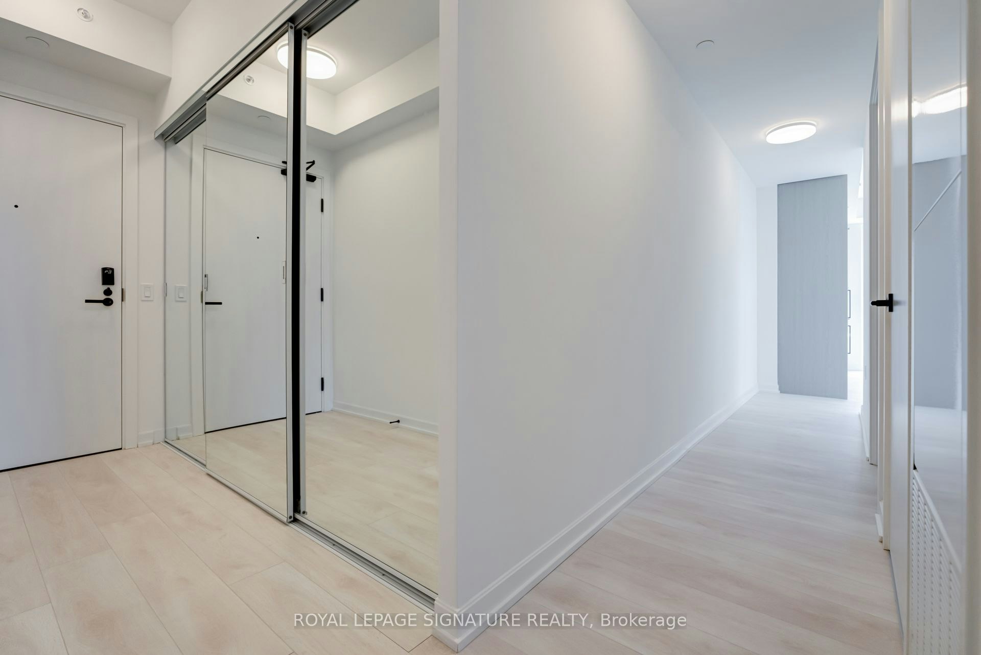 1404-1285 Dupont Street, Toronto, ON, M6H 0E3 - 9