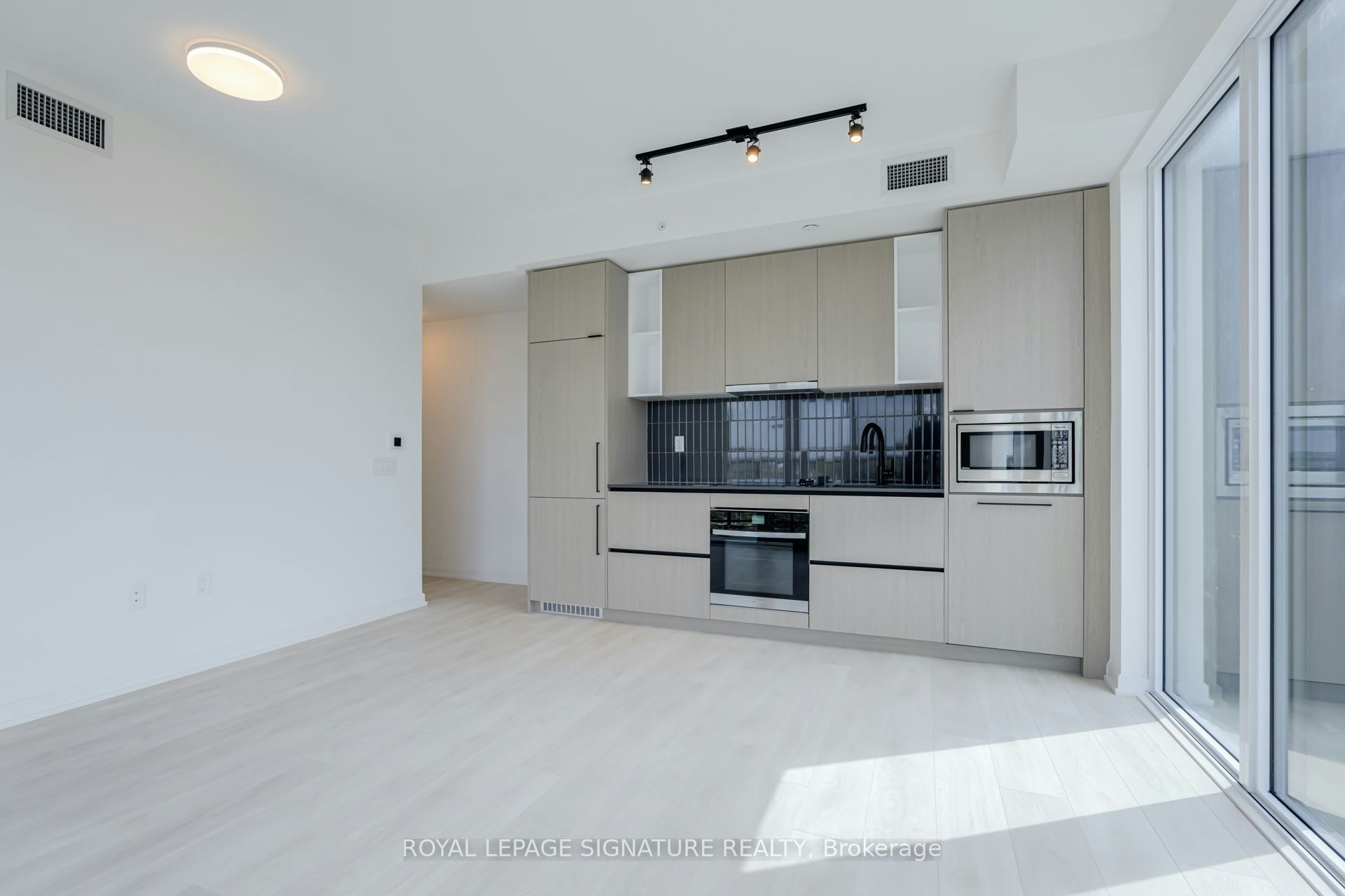 1404-1285 Dupont Street, Toronto, ON, M6H 0E3 - 12
