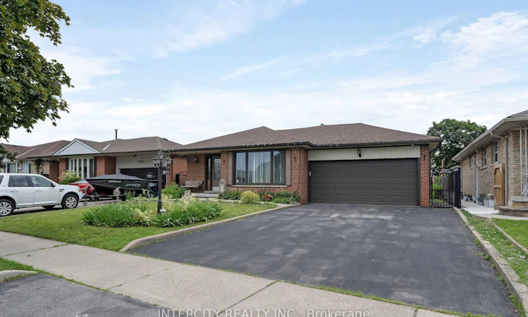 7279 Vernor Drive