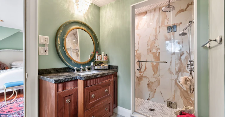 Upper-39 Riverside Crescent, Toronto, ON, M6S 1B5 - 21