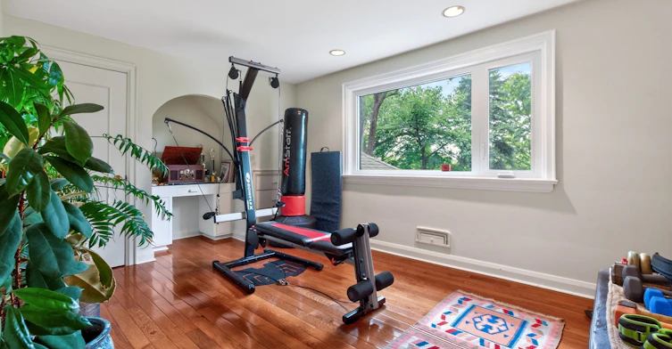Upper-39 Riverside Crescent, Toronto, ON, M6S 1B5 - 24
