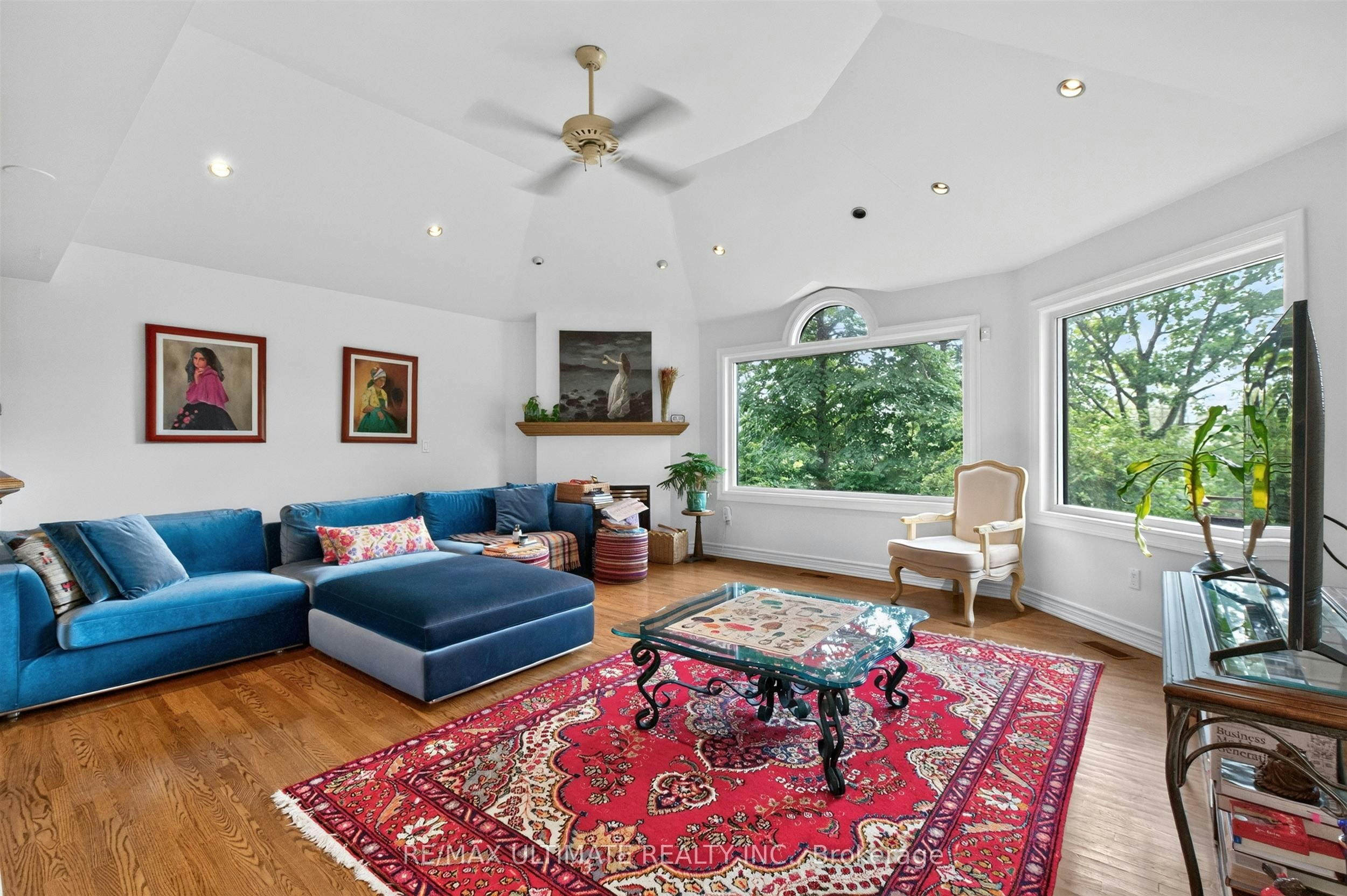 Upper-39 Riverside Crescent, Toronto, ON, M6S 1B5 - 11