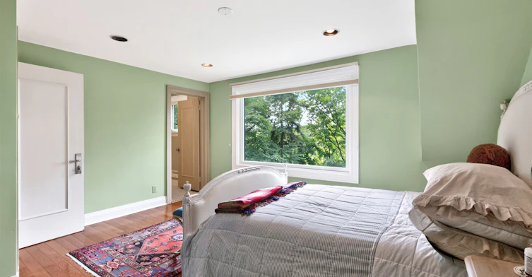 Upper-39 Riverside Crescent, Toronto, ON, M6S 1B5 - 19