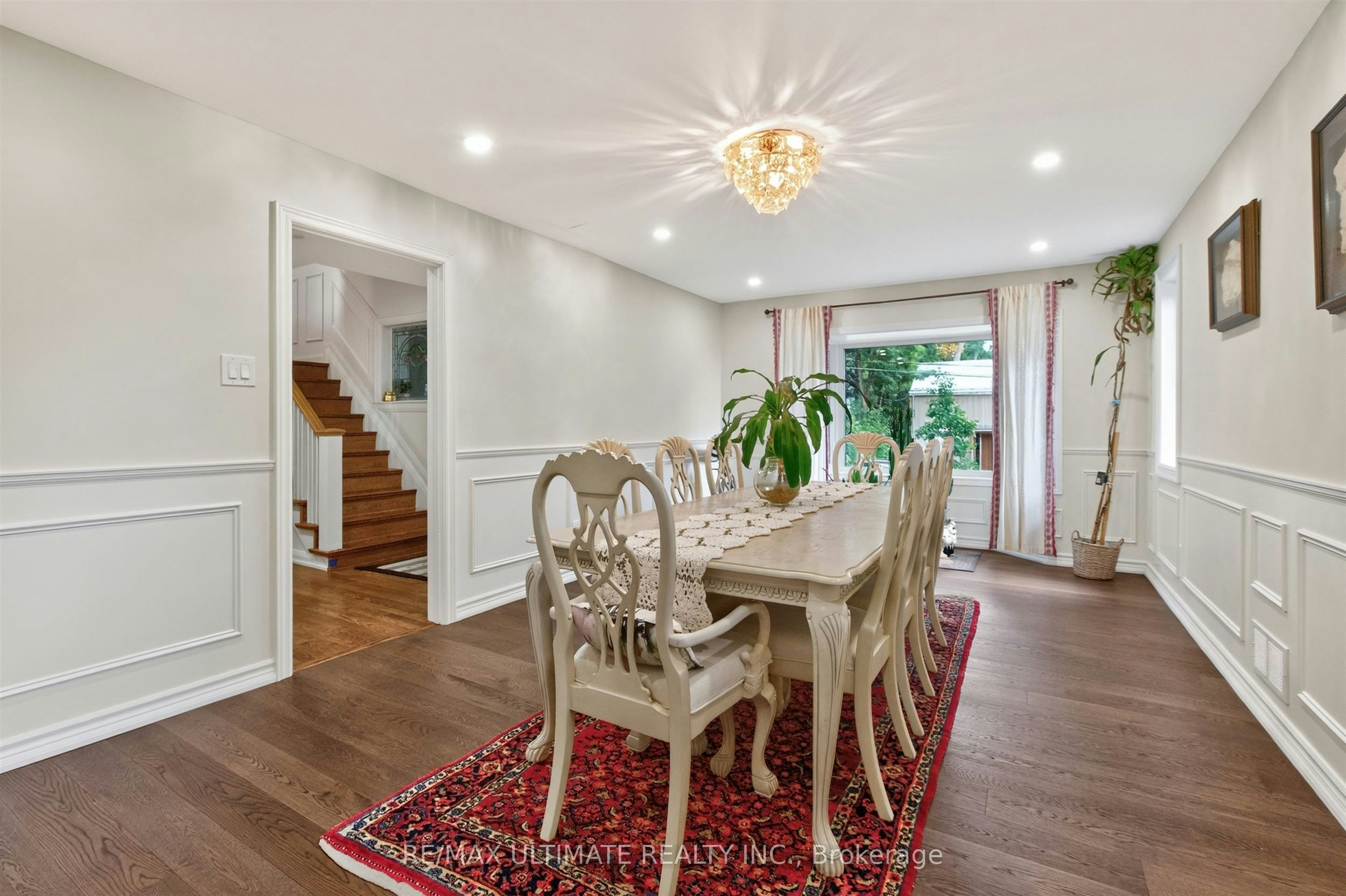Upper-39 Riverside Crescent, Toronto, ON, M6S 1B5 - 7