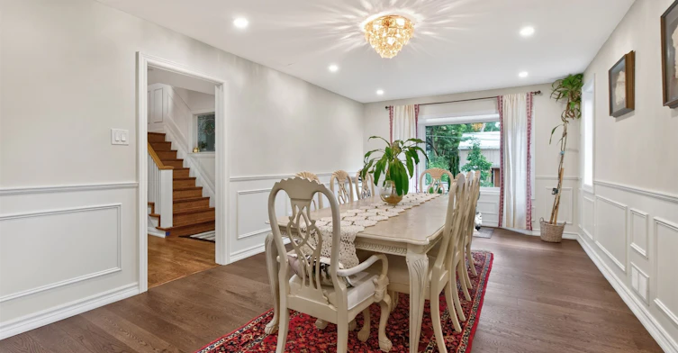 Upper-39 Riverside Crescent, Toronto, ON, M6S 1B5 - 7