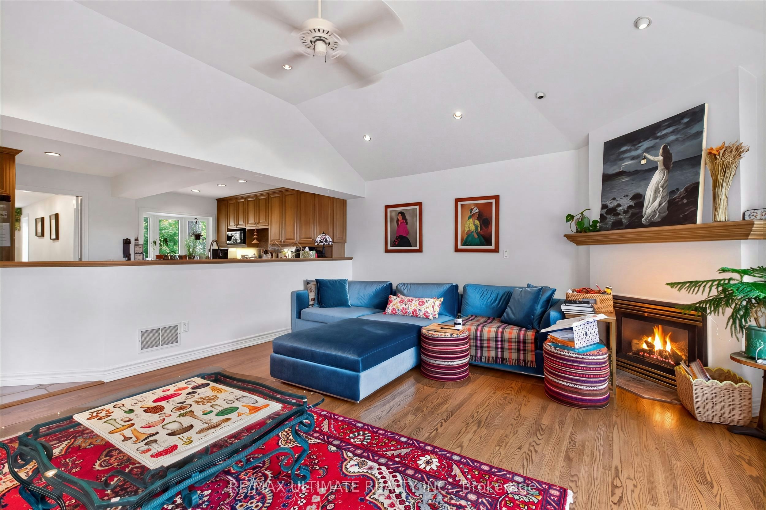 Upper-39 Riverside Crescent, Toronto, ON, M6S 1B5 - 12