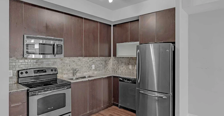 1906-16 Brookers Lane, Toronto, ON, M8V 0A5 - 9