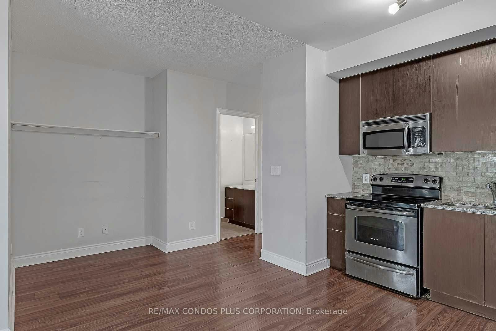 1906-16 Brookers Lane, Toronto, ON, M8V 0A5 - 6