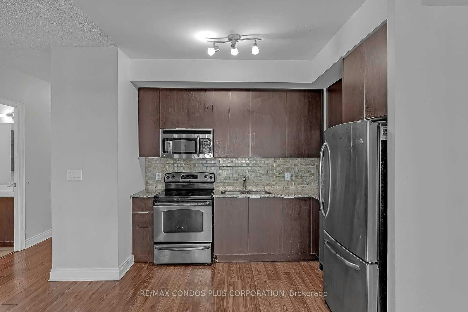 1906-16 Brookers Lane, Toronto, ON, M8V 0A5 - 10