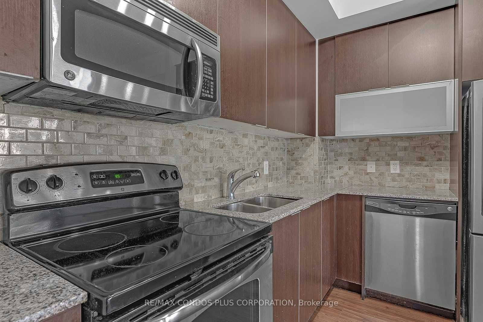 1906-16 Brookers Lane, Toronto, ON, M8V 0A5 - 18