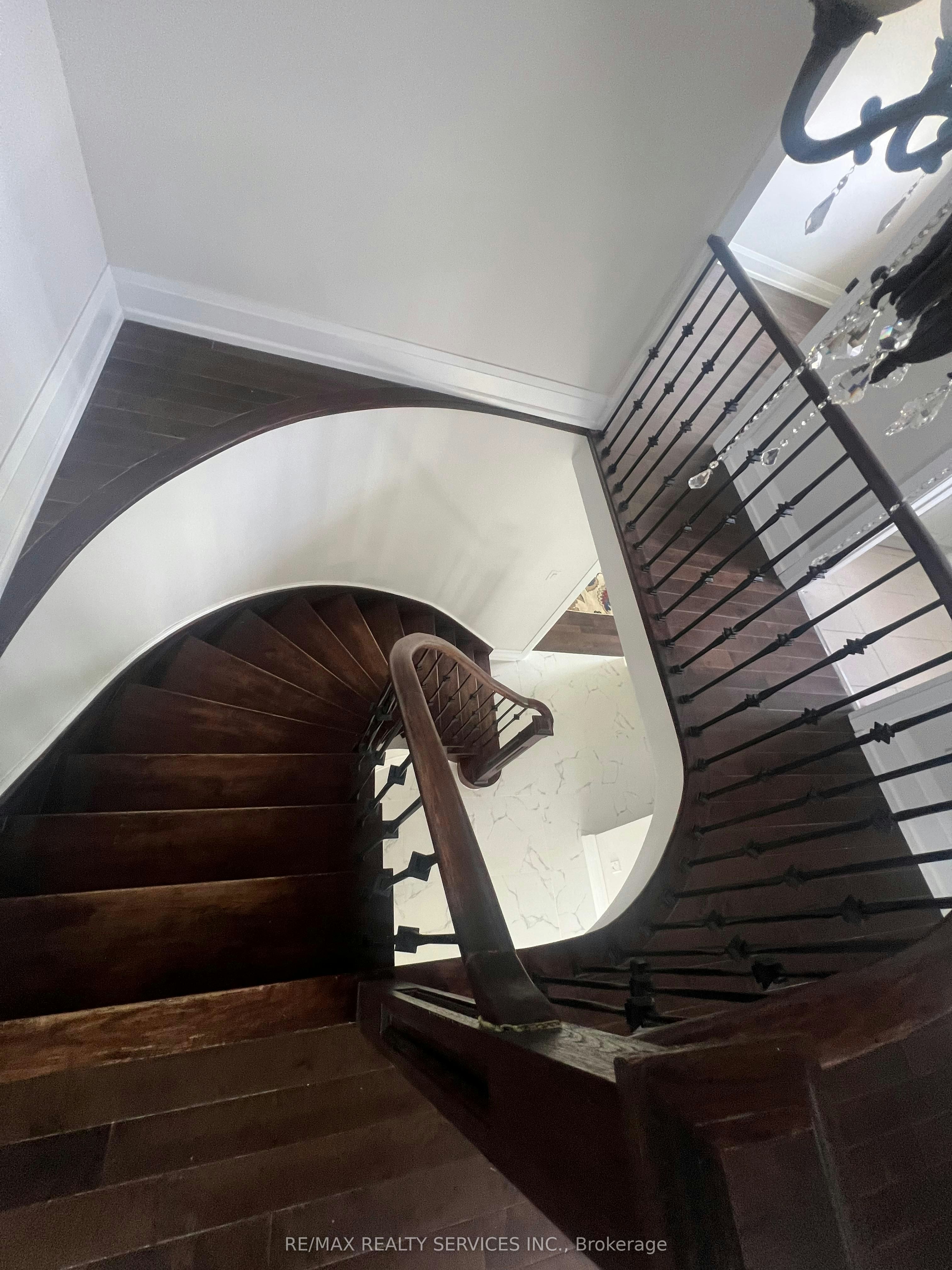 42 Dundalk Crescent, Brampton, ON, L6Z 2V1 - 10