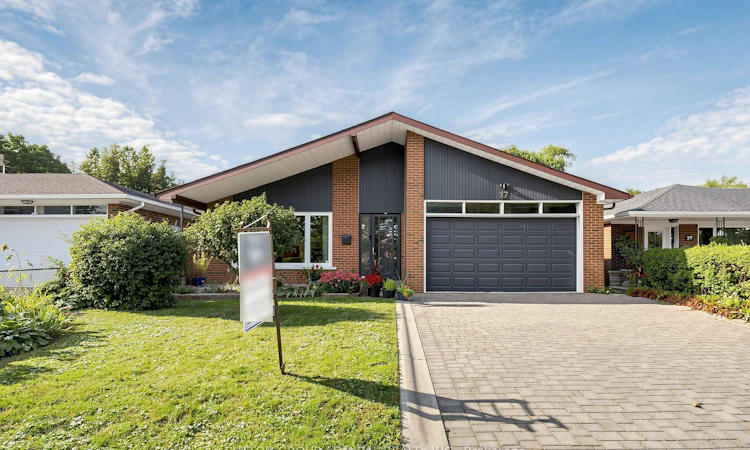 27 Warlingham Court