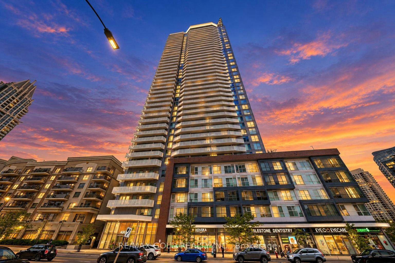 705-4065 Confederation Parkway, Mississauga, ON, L5B 0L4
