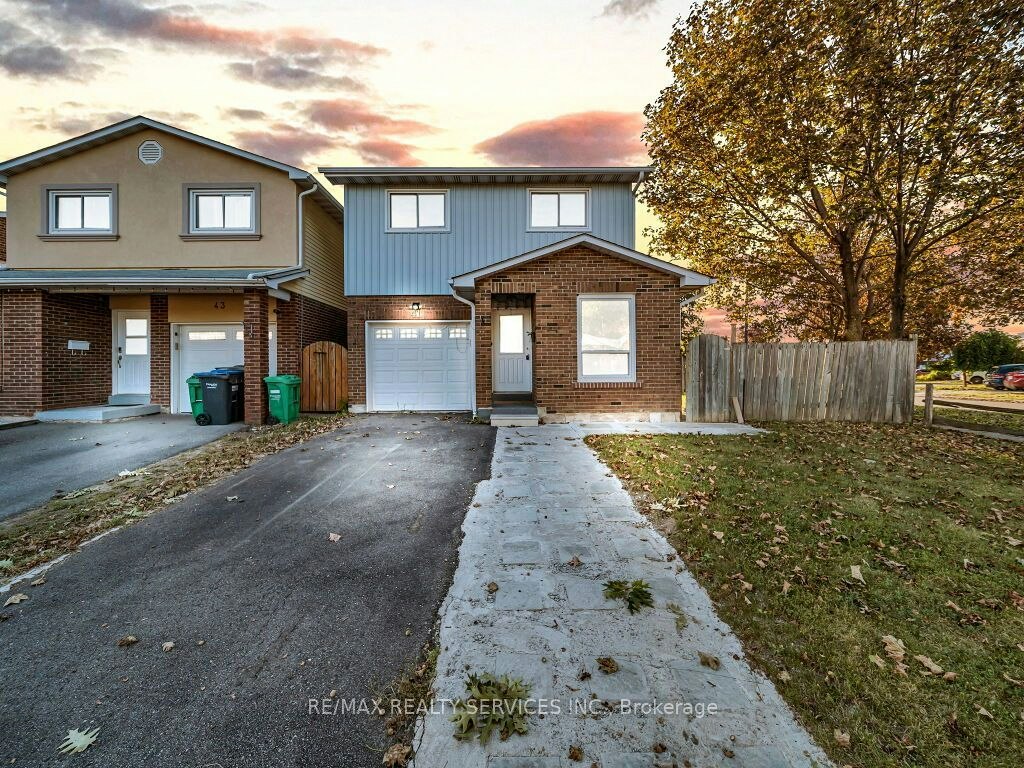 41 Simmons Boulevard, Brampton, ON, L6V 3V4