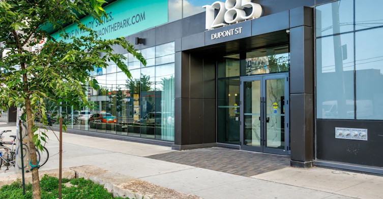 2809-1285 Dupont Street, Toronto, ON, M6H 0E3 - 3