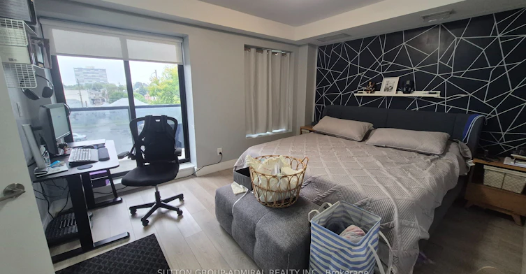 302-293 Viewmount Avenue, Toronto, ON, M6B 3H8 - 5