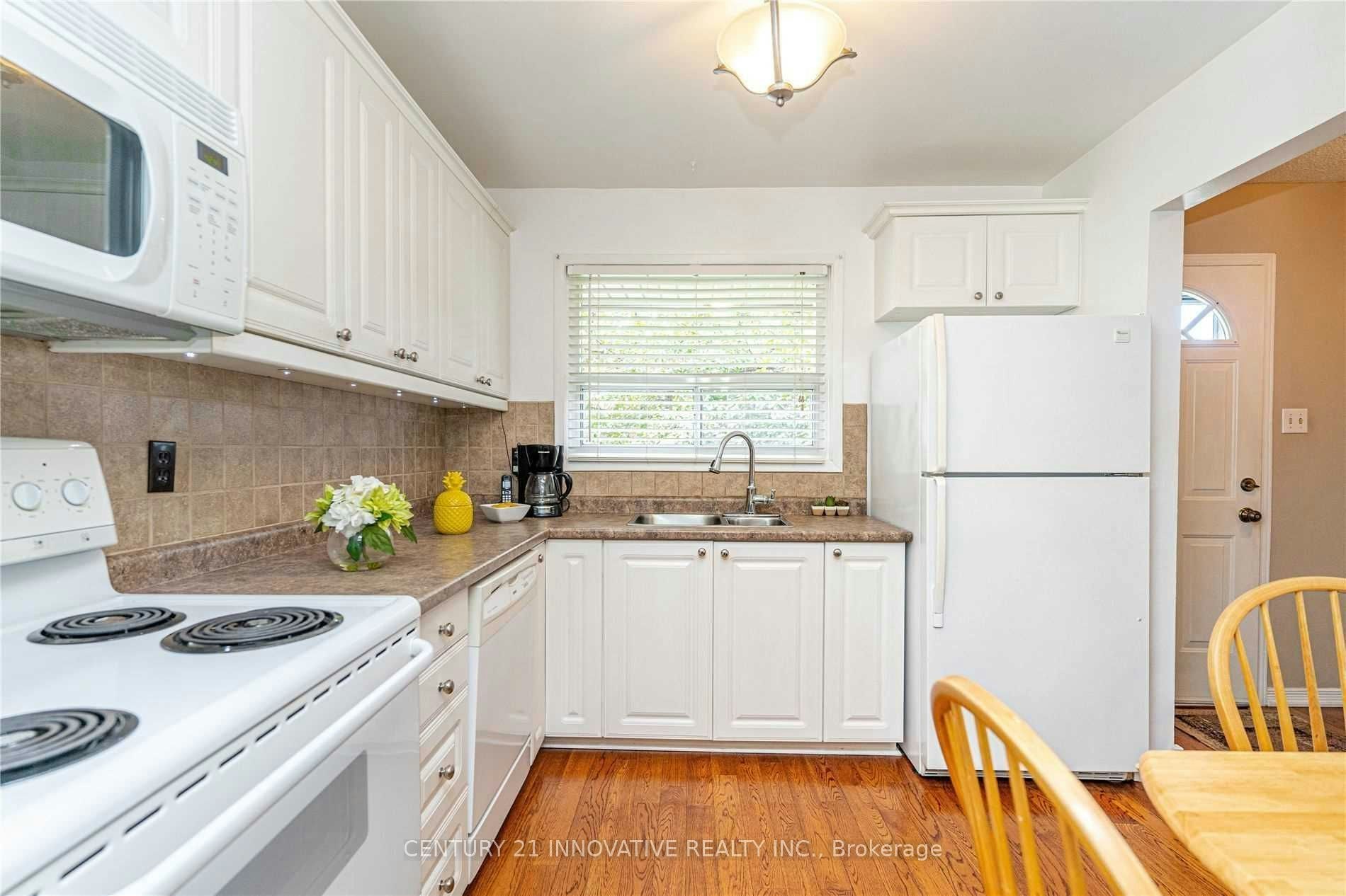 25 Gladstone Square, Brampton, ON, L6S 2H5 - 4