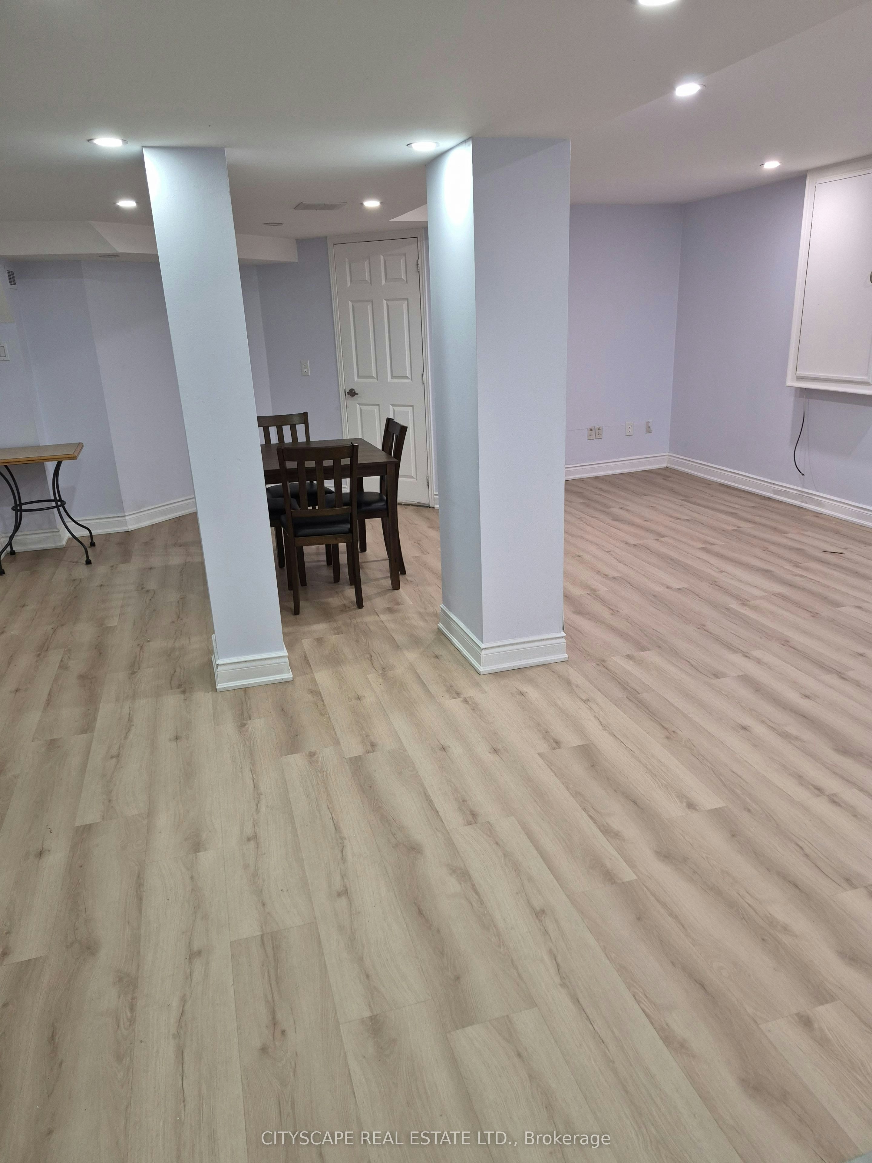 Bsmt-368 Sardinia Drive, Mississauga, ON, L5R 3X6 - 5