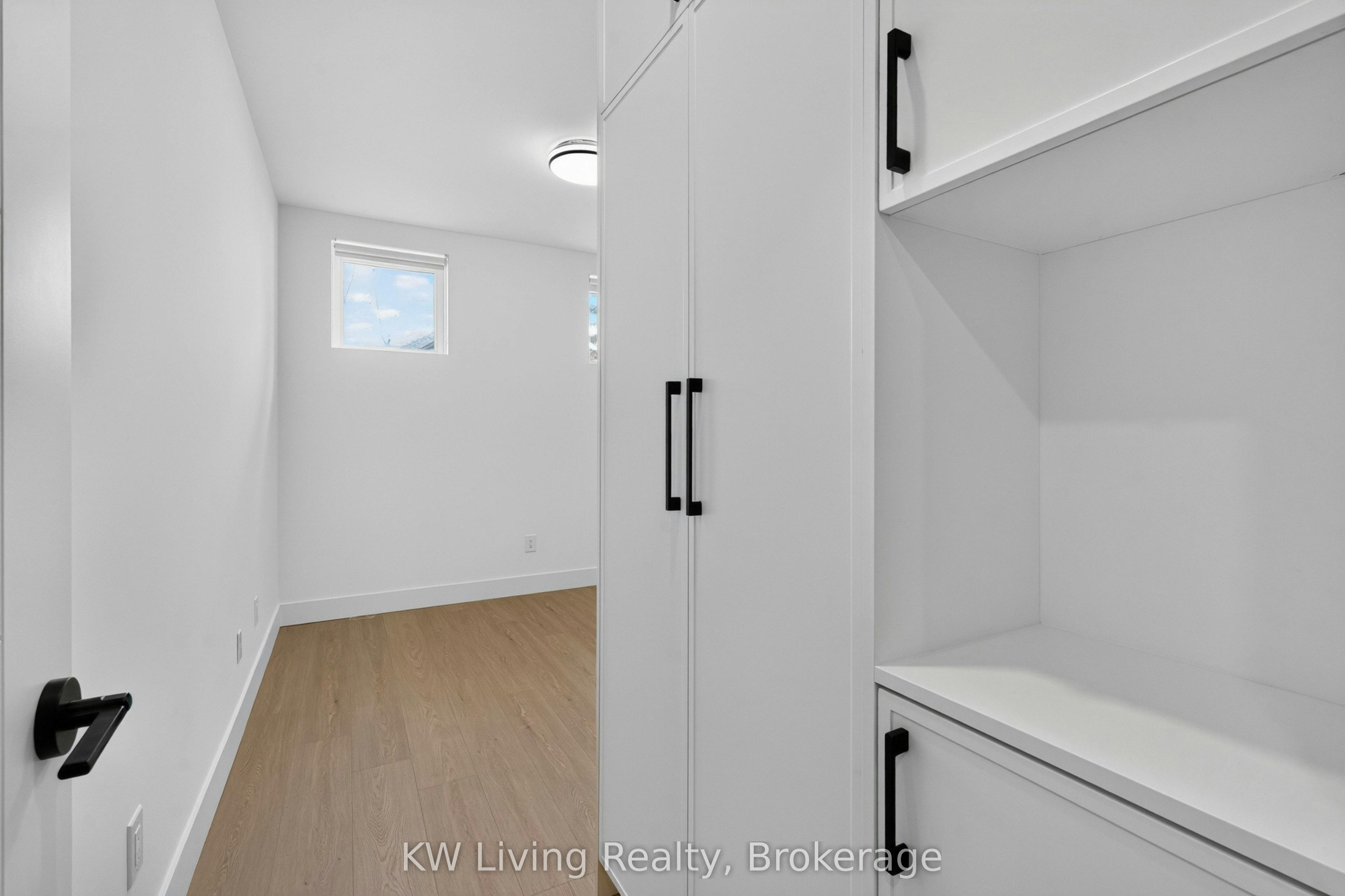 6 Kirknewton Road, Toronto, ON, M6E 3Y1 - 16