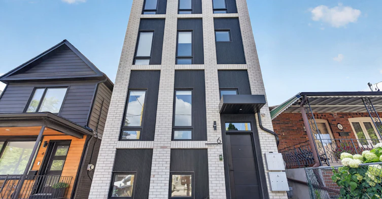 6 Kirknewton Road, Toronto, ON, M6E 3Y1 - 22