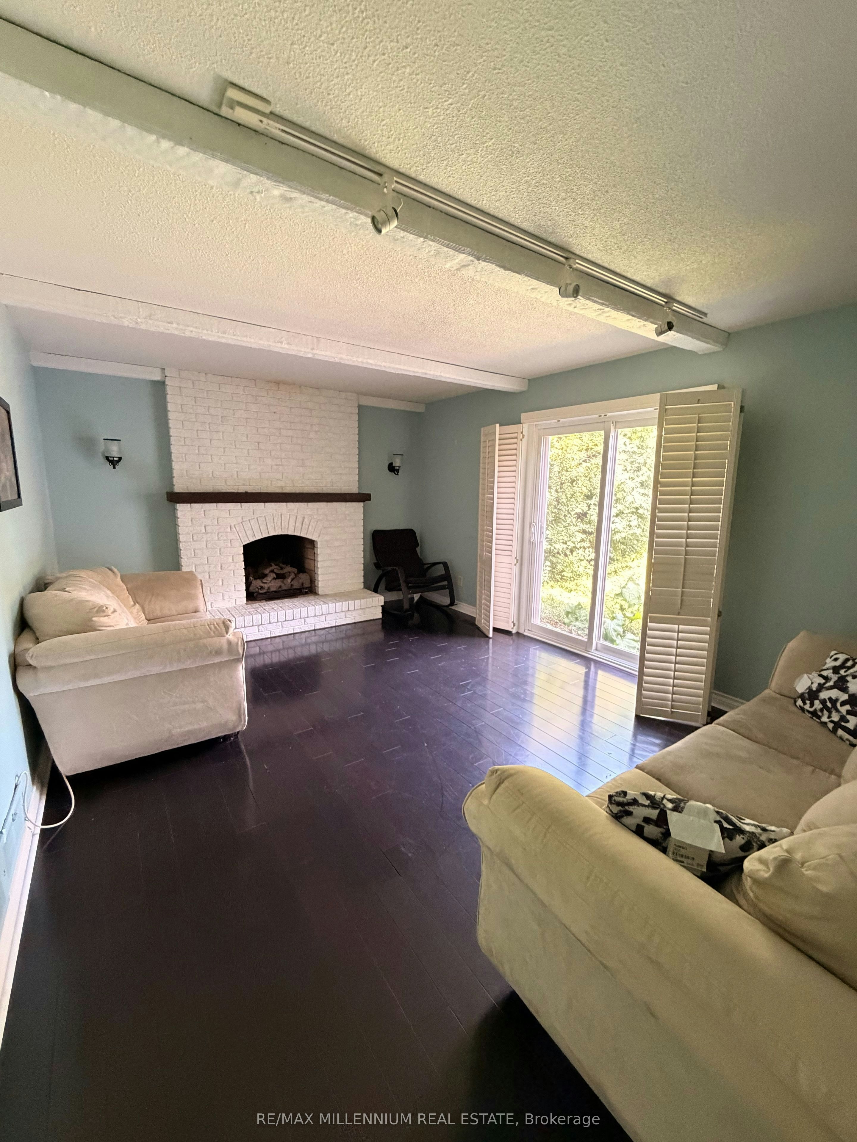 3501 Kingbird Court, Mississauga, ON, L5L 2P9 - 25