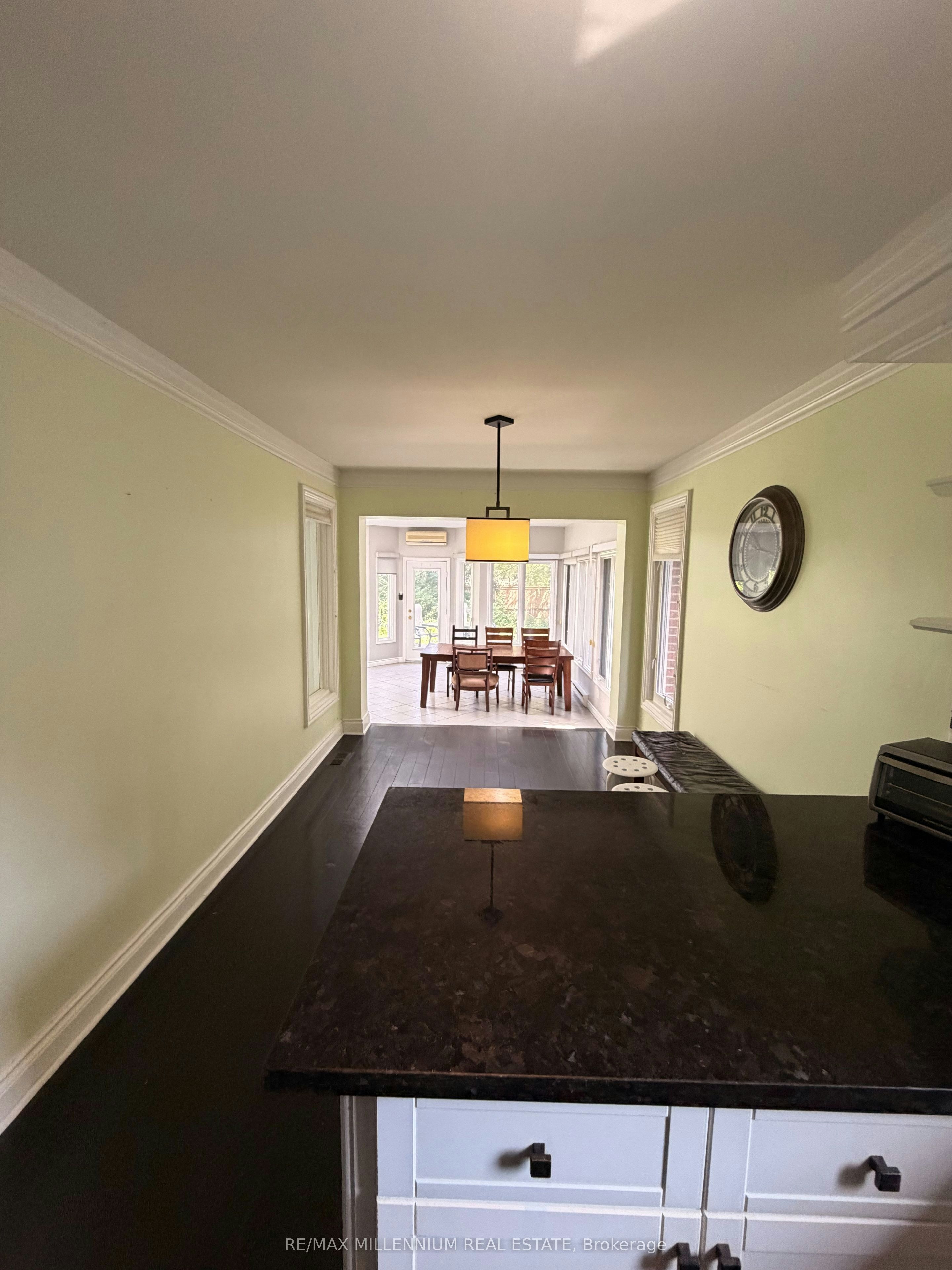 3501 Kingbird Court, Mississauga, ON, L5L 2P9 - 9