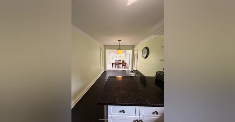 3501 Kingbird Court, Mississauga, ON, L5L 2P9 - 9