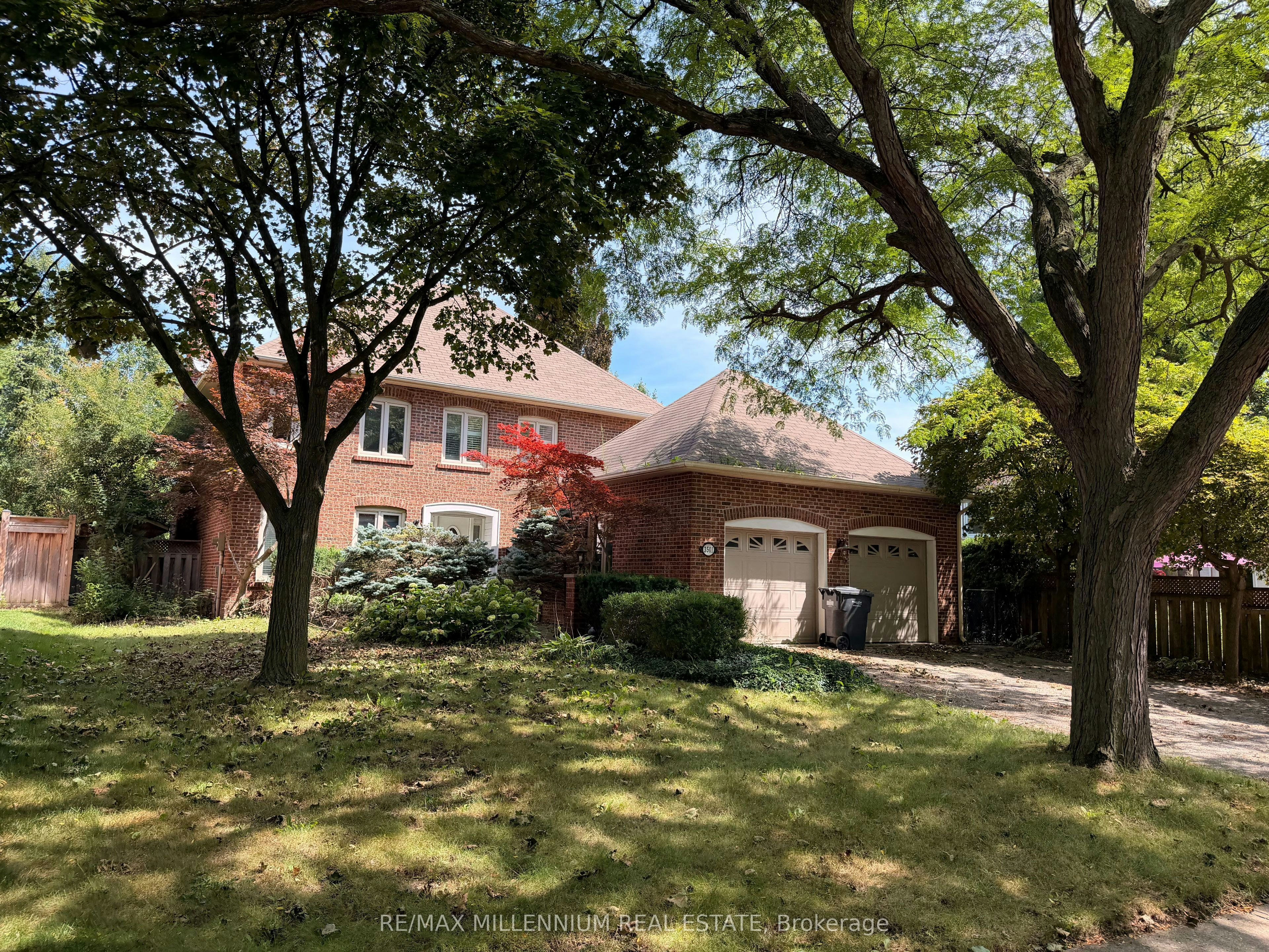 3501 Kingbird Court, Mississauga, ON, L5L 2P9
