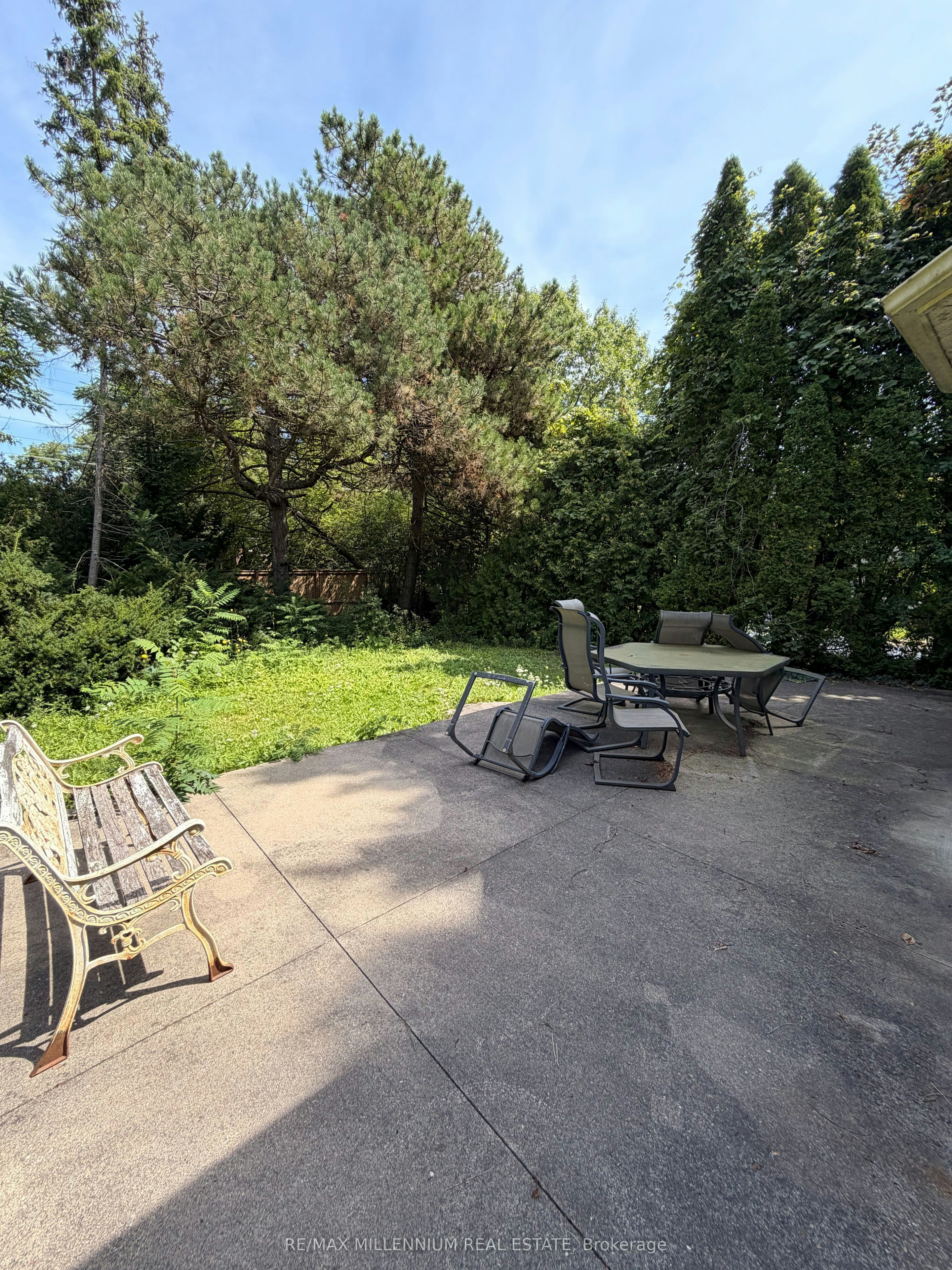 3501 Kingbird Court, Mississauga, ON, L5L 2P9 - 14