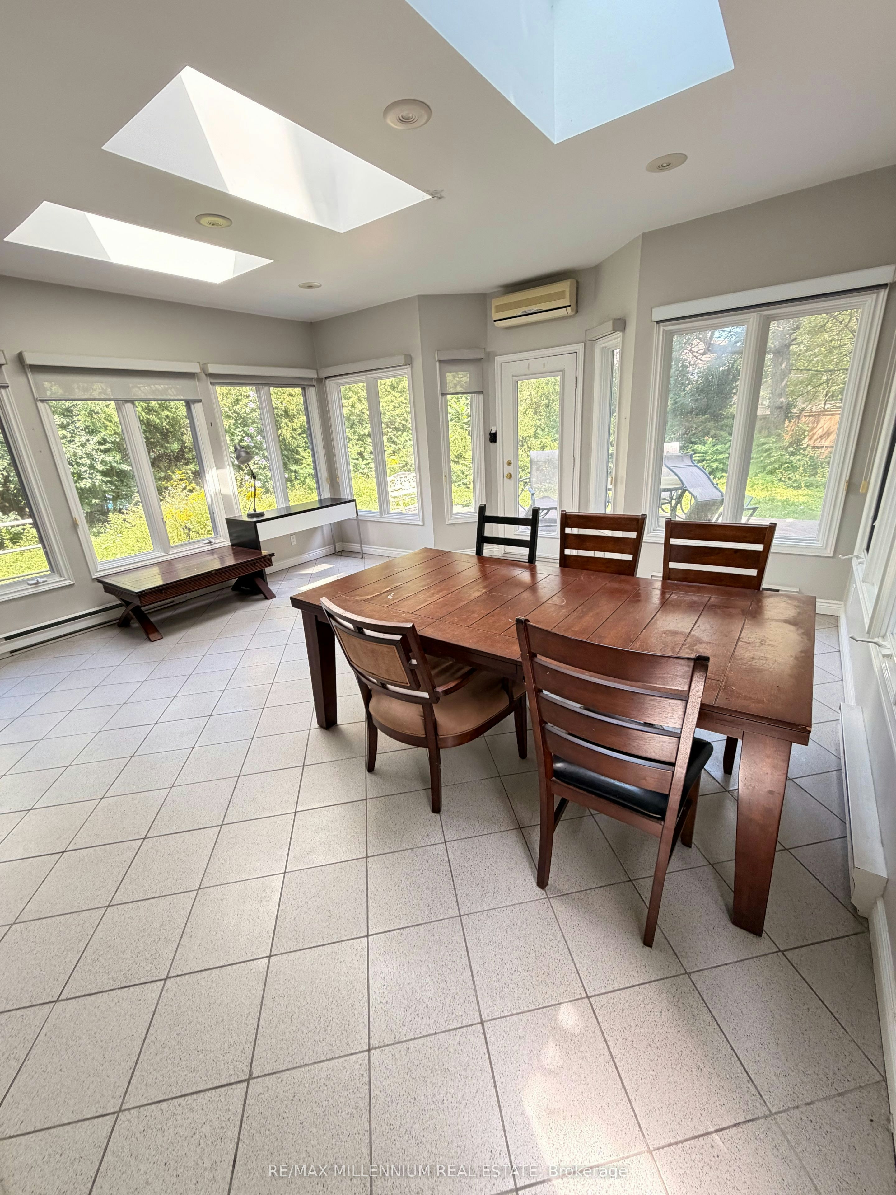 3501 Kingbird Court, Mississauga, ON, L5L 2P9 - 10