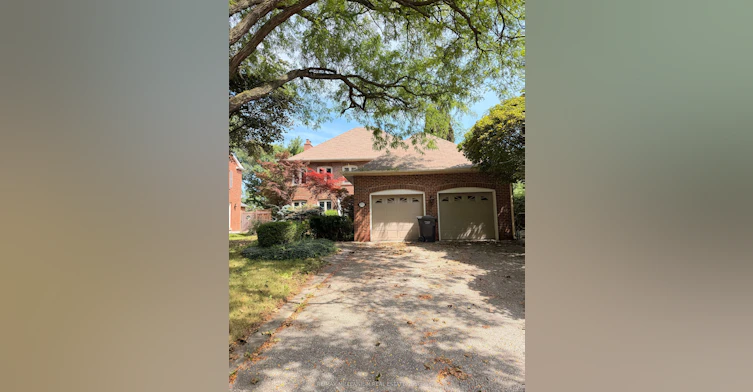 3501 Kingbird Court, Mississauga, ON, L5L 2P9 - 2
