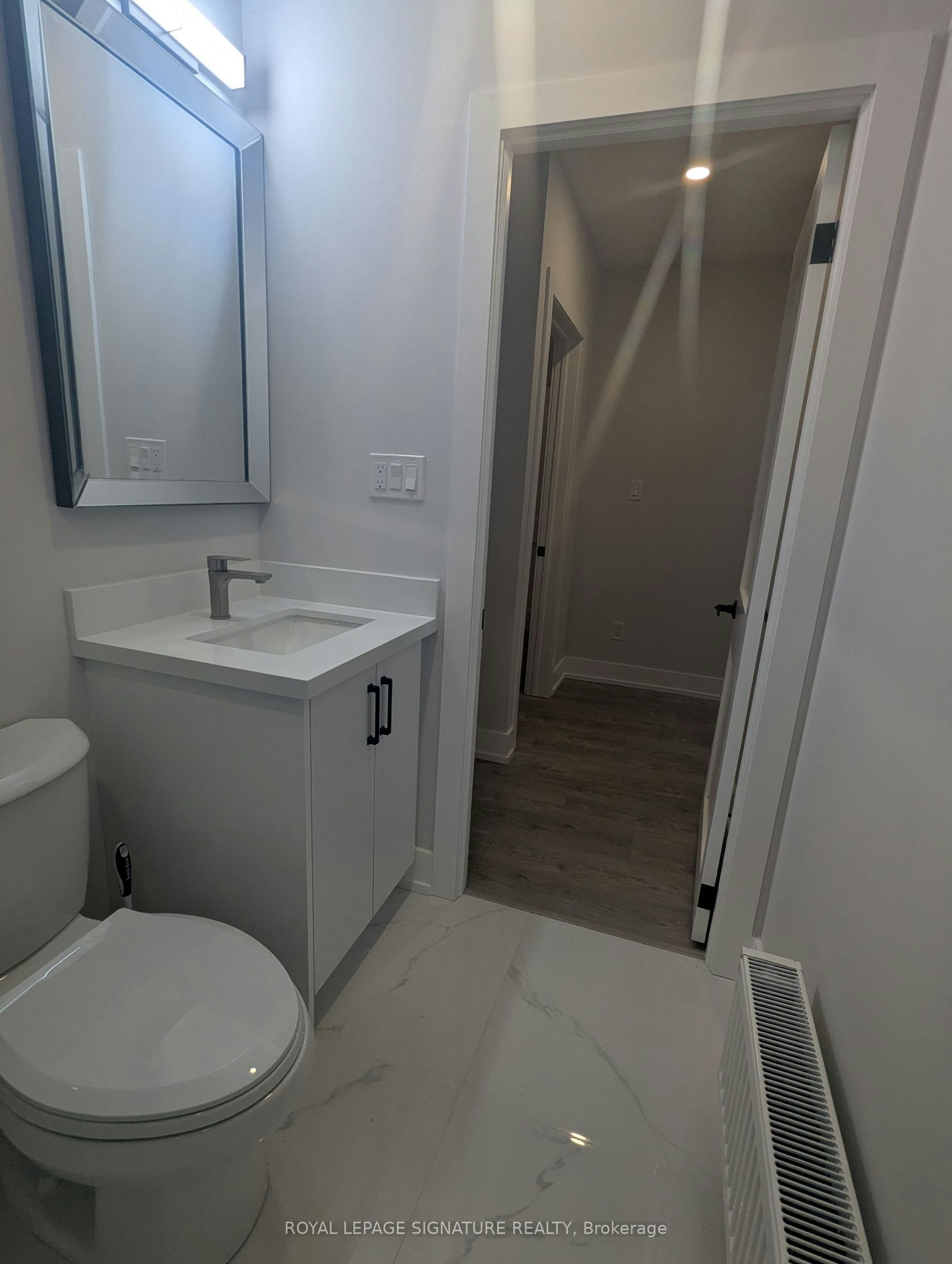1-28 Leduc Drive, Toronto, ON, M9W 2A7 - 6