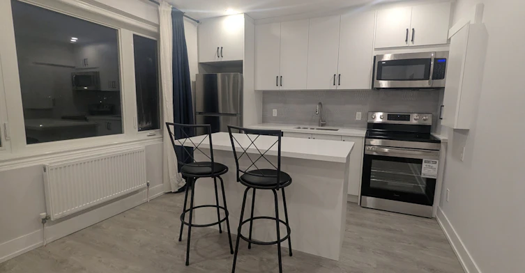 1-28 Leduc Drive, Toronto, ON, M9W 2A7 - 2
