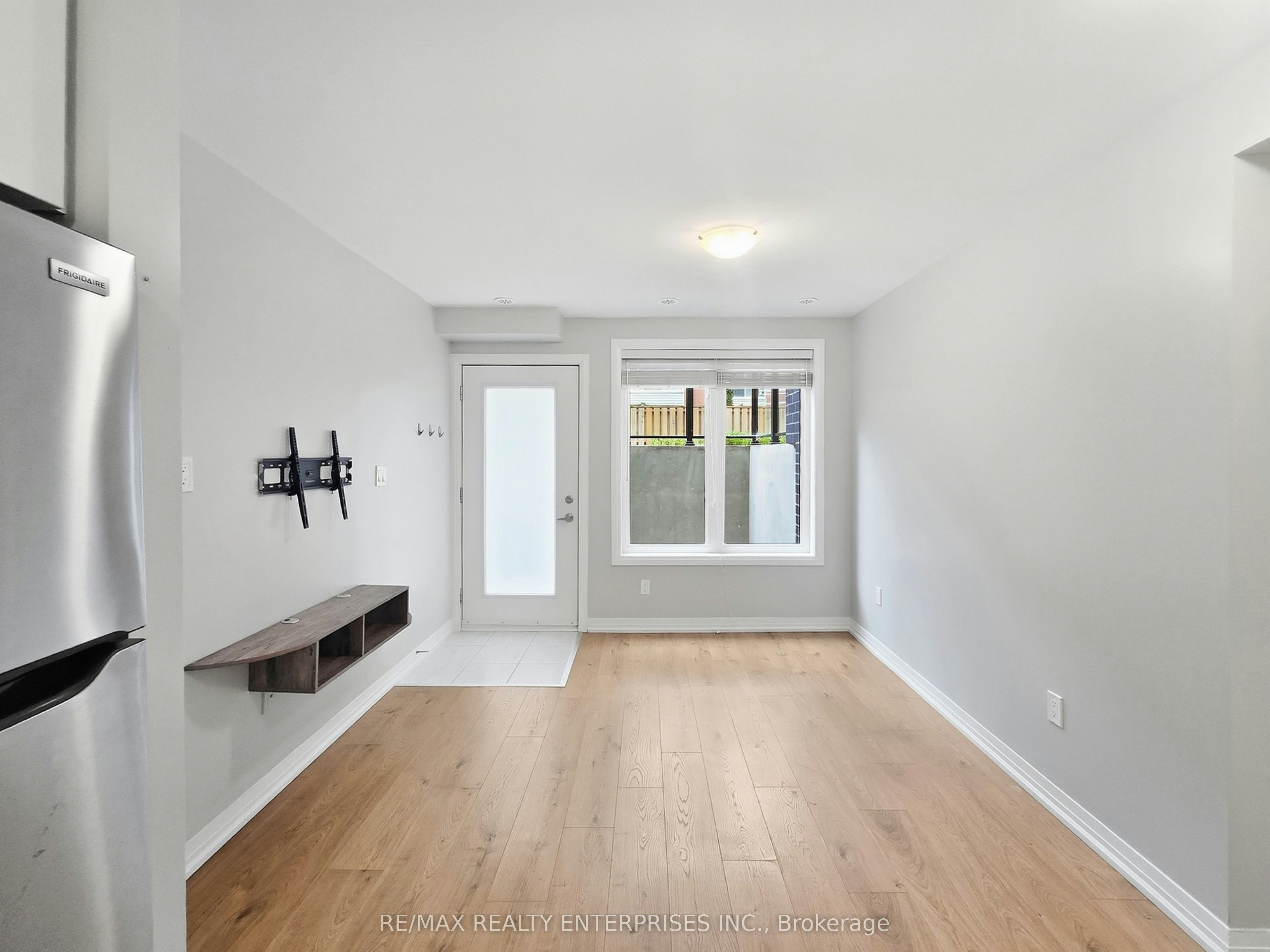 123-1145 Journeyman Lane, Mississauga, ON, L5J 0B5 - 3
