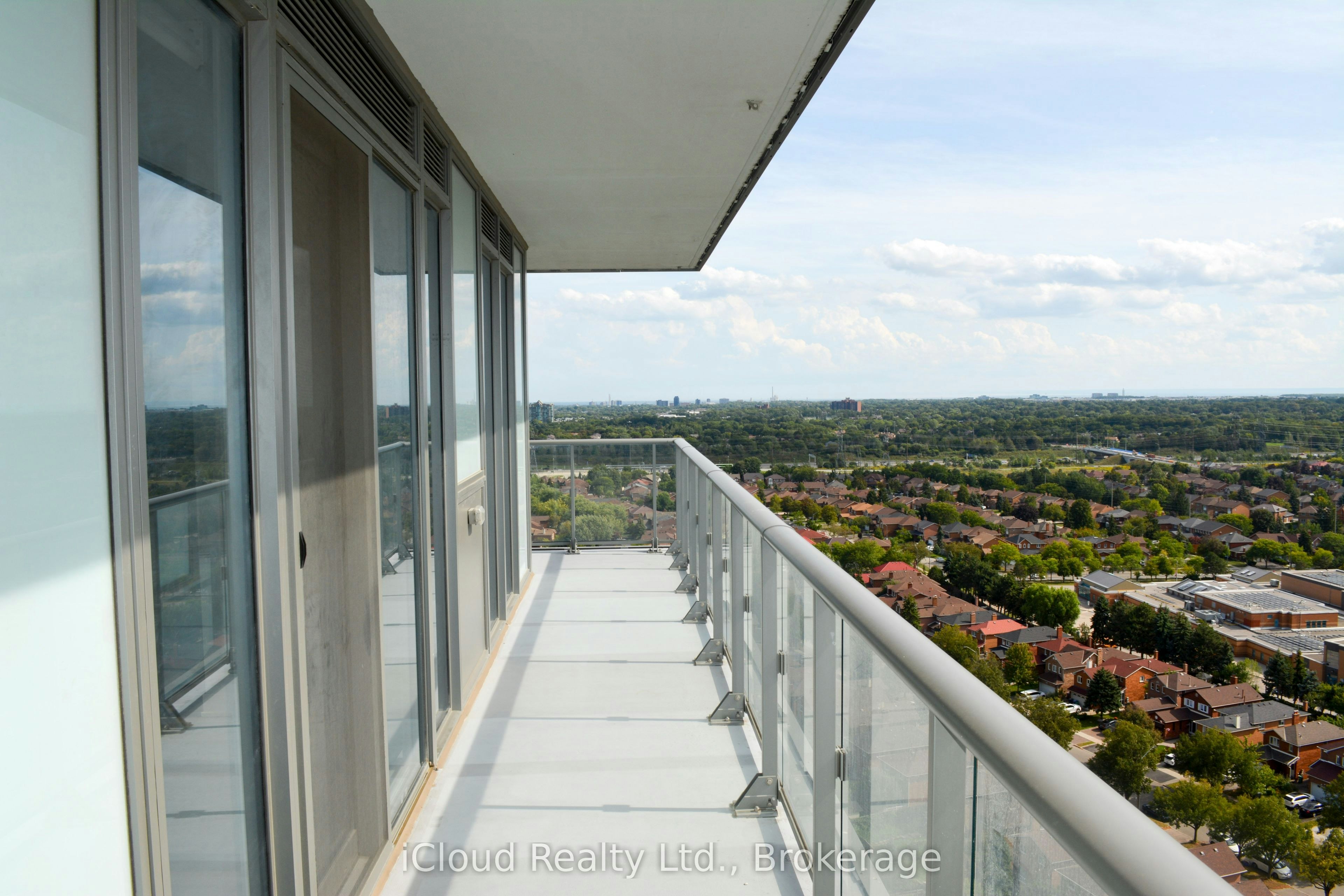 2004-4675 Metcalfe Avenue, Mississauga, ON, L5M 0Z8 - 8