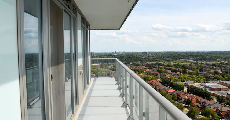 2004-4675 Metcalfe Avenue, Mississauga, ON, L5M 0Z8 - 8