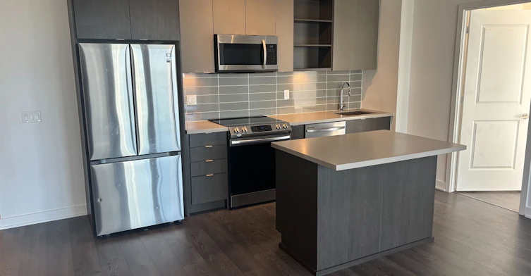 2004-4675 Metcalfe Avenue, Mississauga, ON, L5M 0Z8 - 5