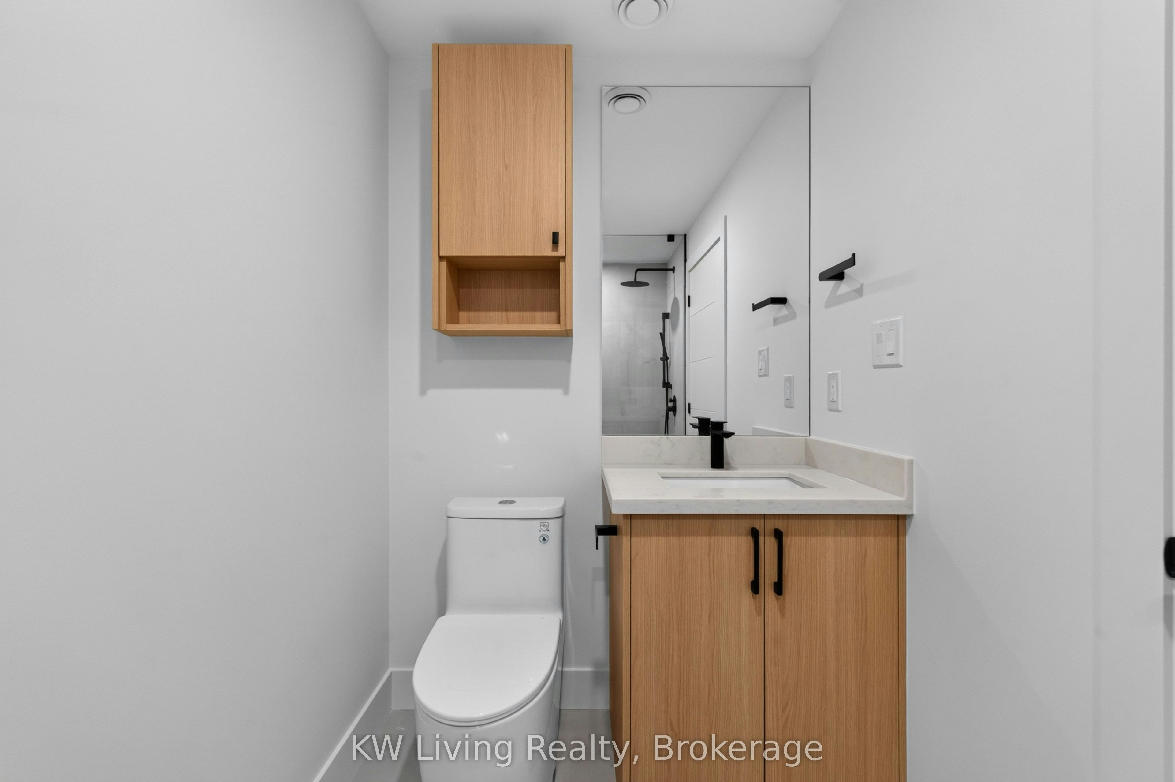 96 Belgravia Avenue, Toronto, ON, M6E 2M5 - 15