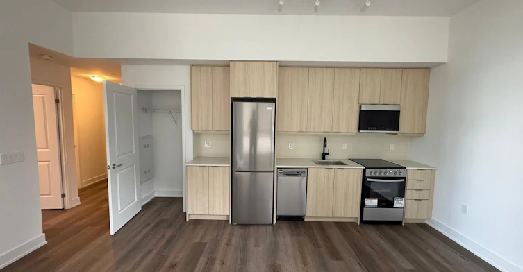 204A-115 Nipissing Road, Milton, ON, L9T 1R3 - 2