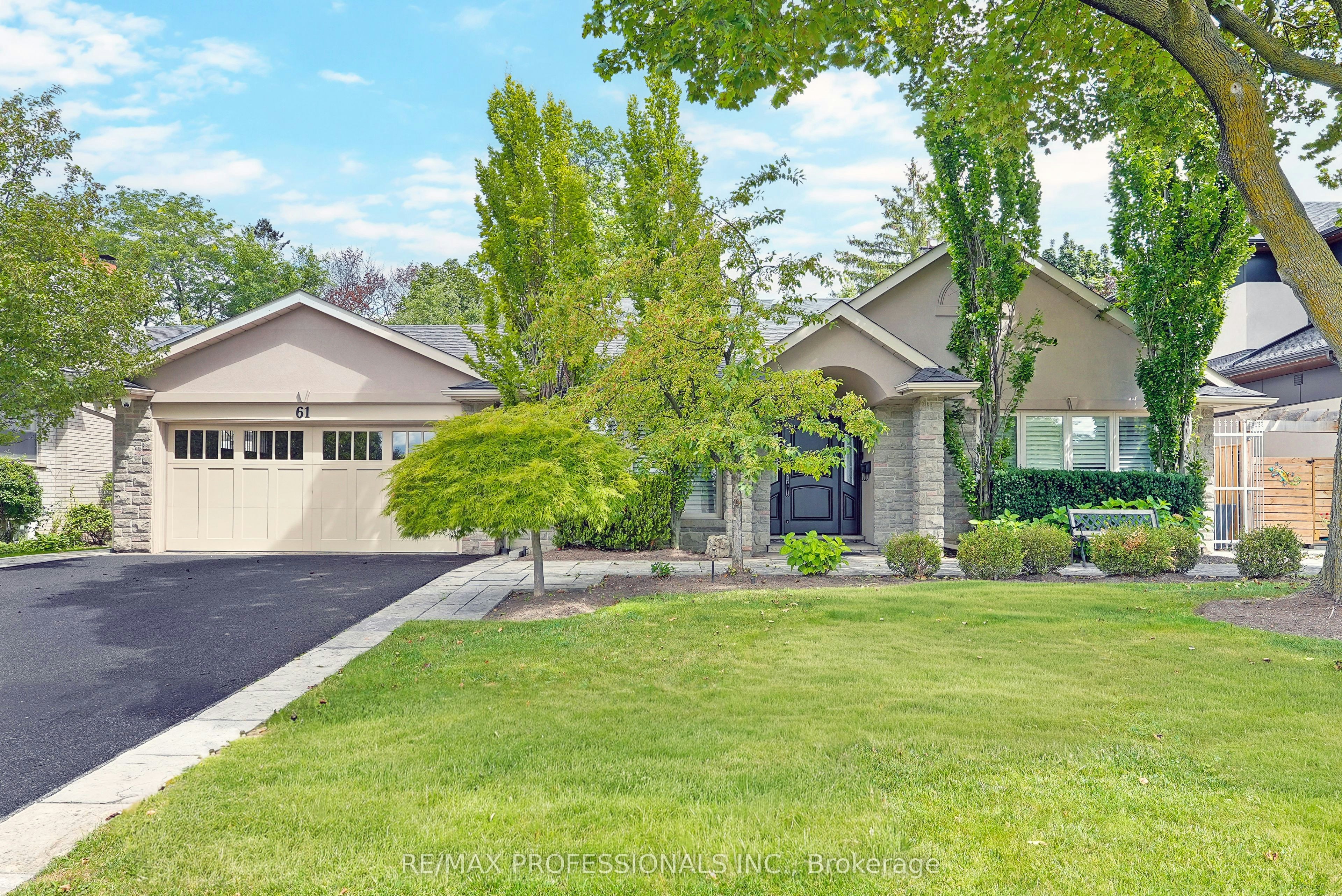 61 Abilene Drive, Toronto, ON, M9A 2N1