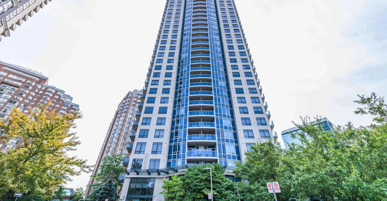 1604-330 Burnhamthorpe Road W, Mississauga, ON, L5B 3Y5 - 8