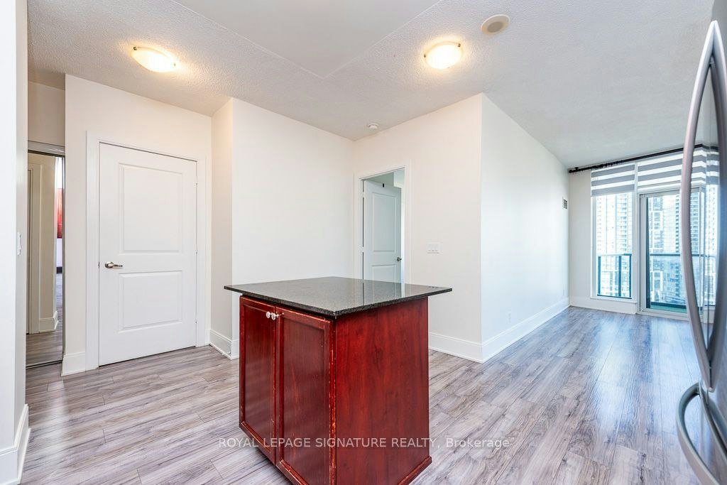 1604-330 Burnhamthorpe Road W, Mississauga, ON, L5B 3Y5 - 23
