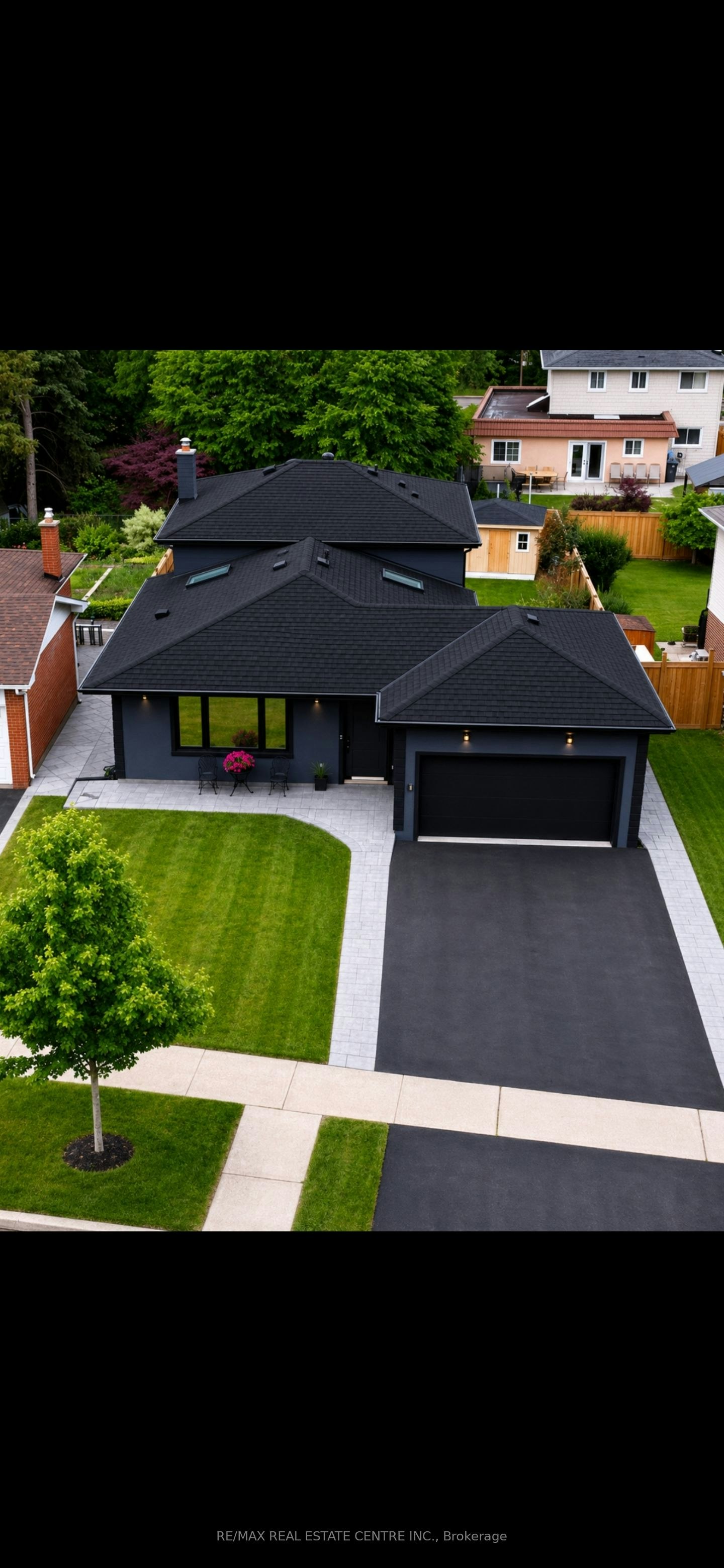 3158 Valmarie Avenue, Mississauga, ON, L5C 2A2