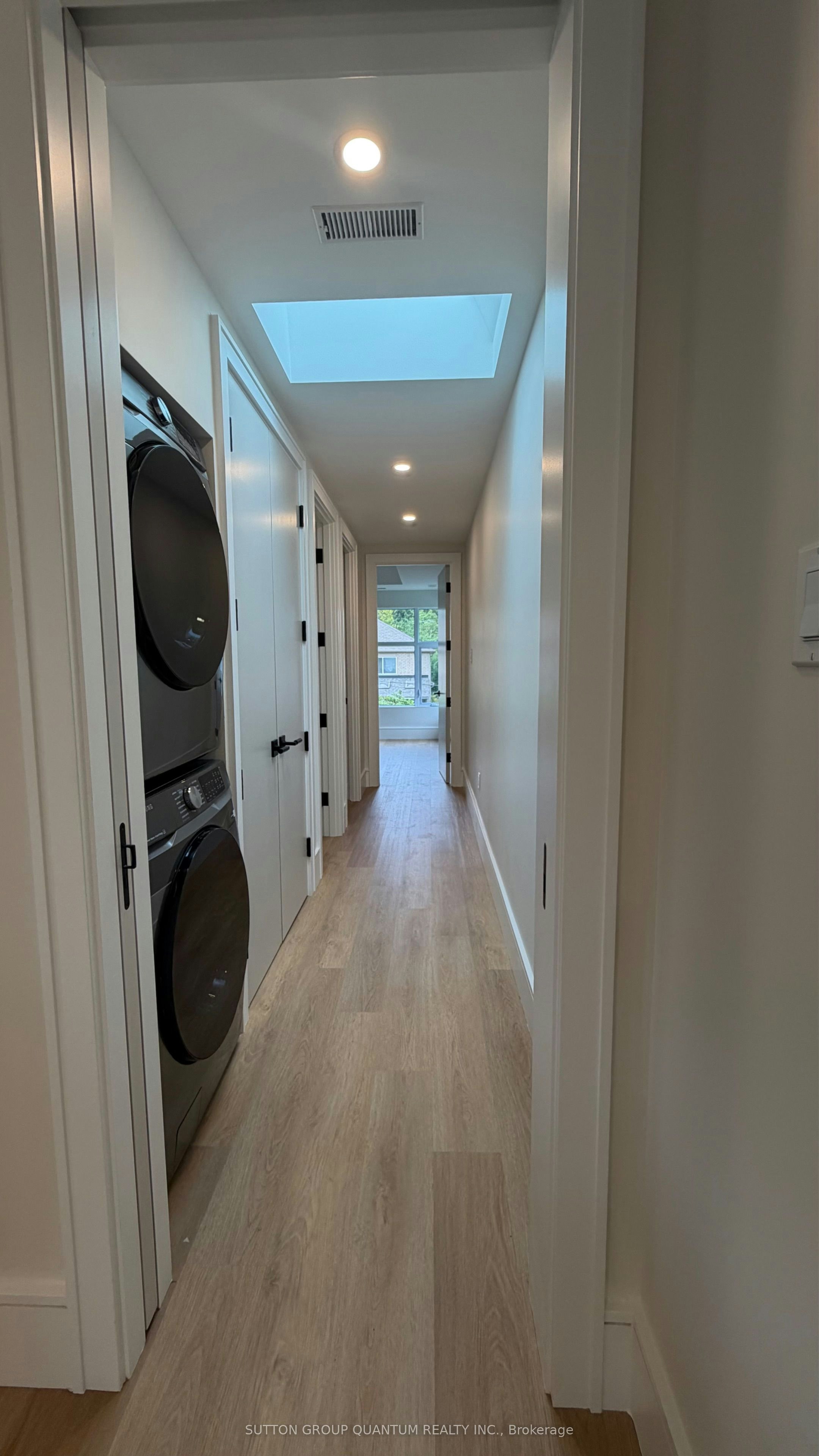 #2-43 Elmwood Avenue N, Mississauga, ON, L5G 3K1 - 17
