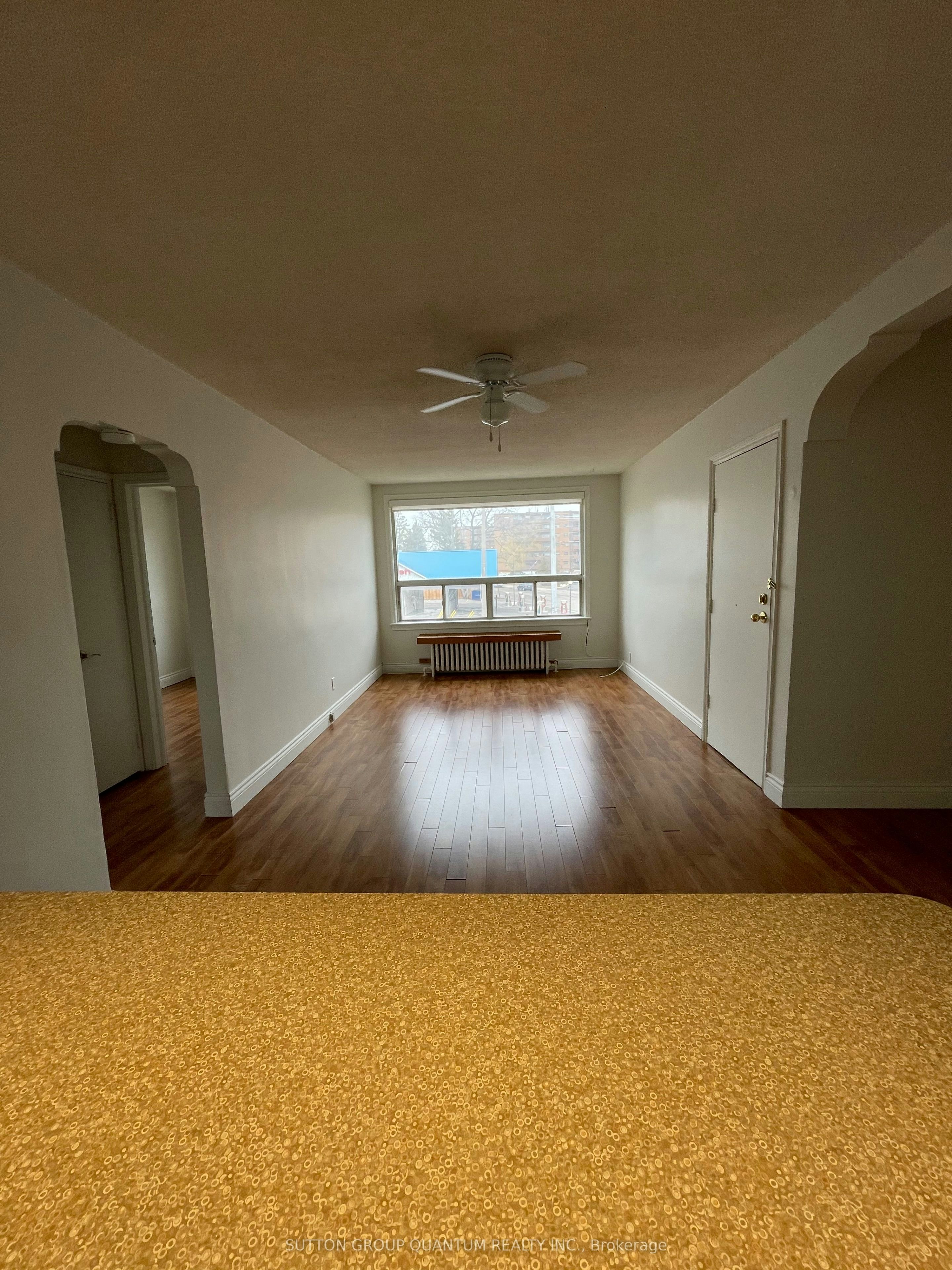 3-339 Lakeshore Road E, Mississauga, ON, L5G 1E7 - 4