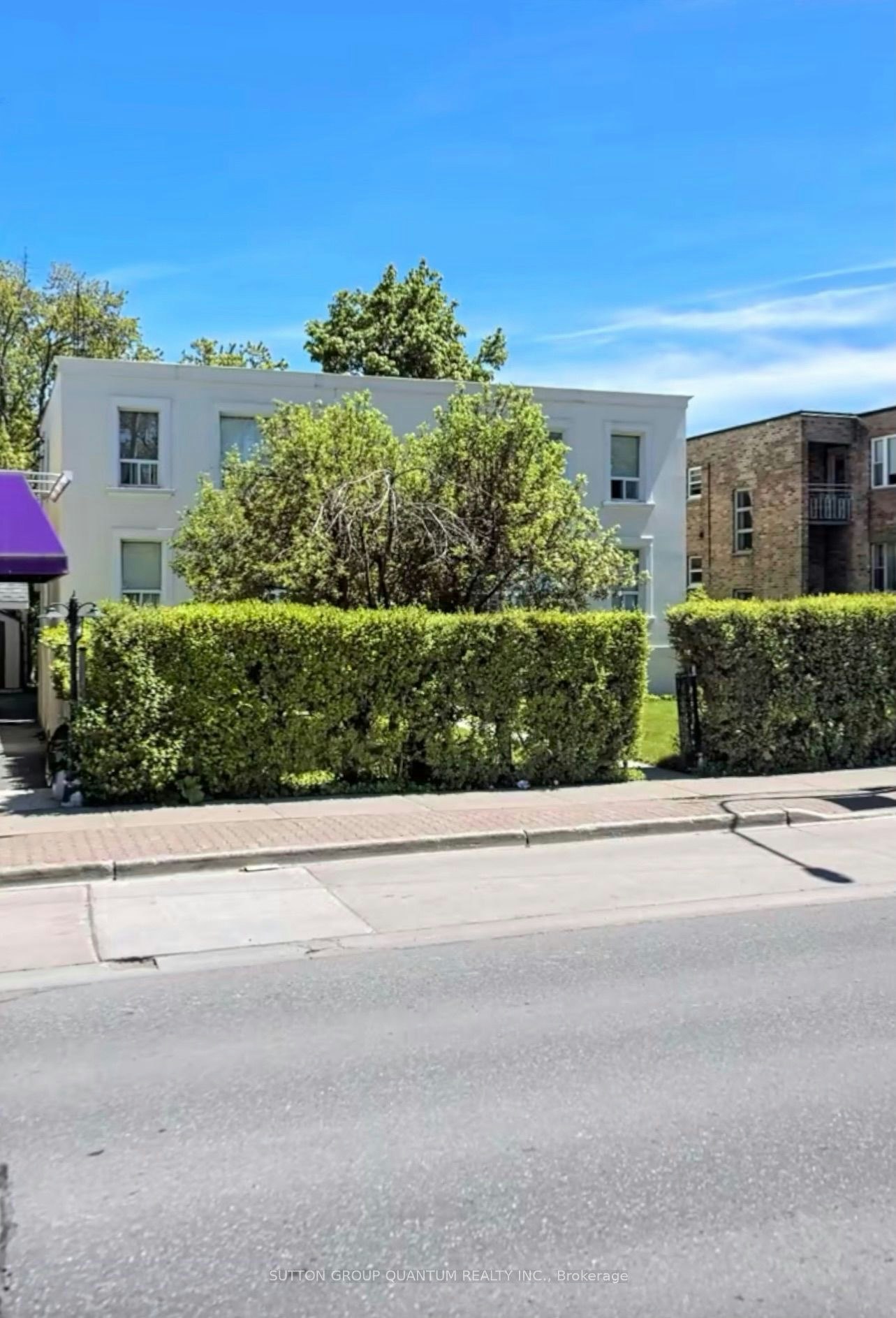3-339 Lakeshore Road E, Mississauga, ON, L5G 1E7 - 2